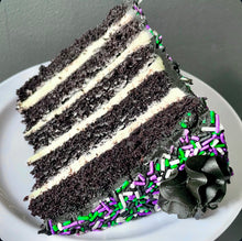 Beetlejuice Cake