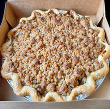 Cinnamon Apple Streusel Pie