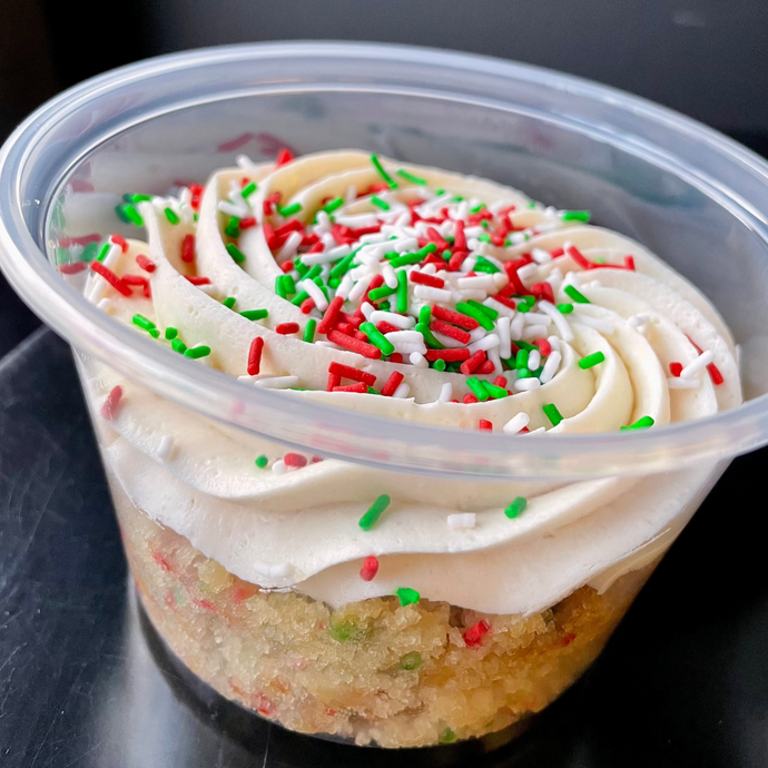 Holiday Funfetti Cup-Cake