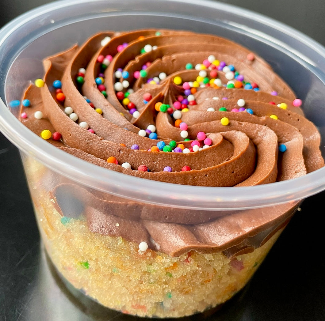 Birthday Cake Cup-Cake