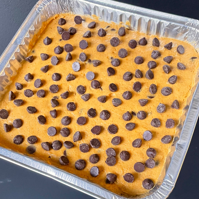 Take & Bake Chocolate Chip Pumpkin Bread Tray