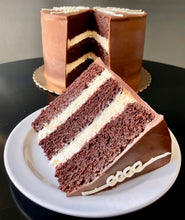 Fauxstess Cake