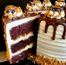 Snickers Cake