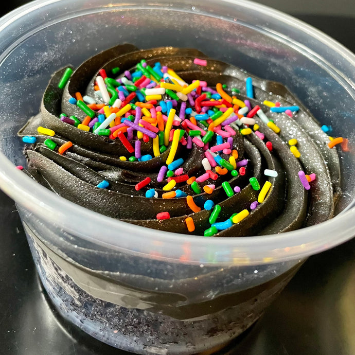 Goth Glitter Sprinkle Cup-Cake
