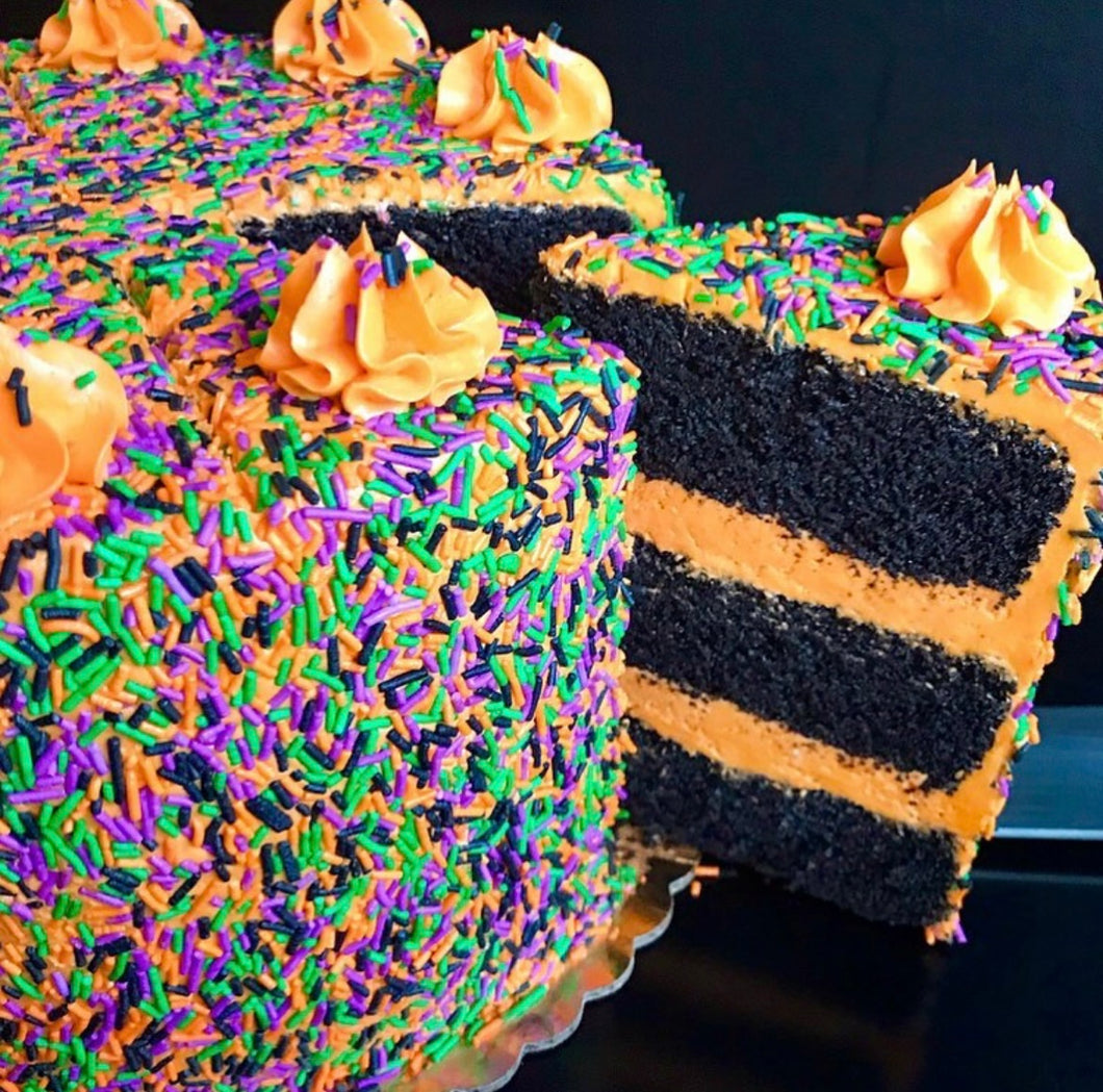 Hocus Pocus Cake SLICE!